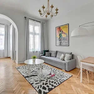 https://atelier-apartment-centrum.sopothotels.com